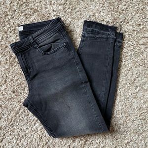 ✨FLASH SALE ✨  ZARA basic Denim black jeans